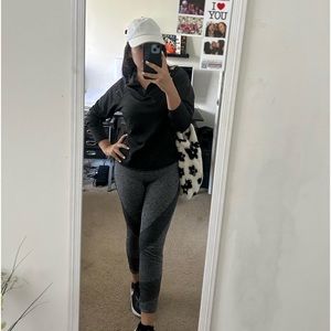 Meet your Posher, Yiseli